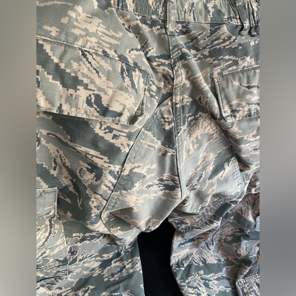 OCP’S Trouser Men Utility Air Force Camouflage Pattern - Picture 7 of 9